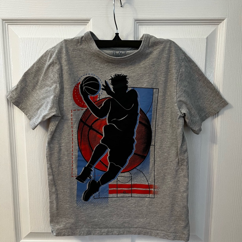 Place Gray Basketball Silhouette Kids T-Shirt